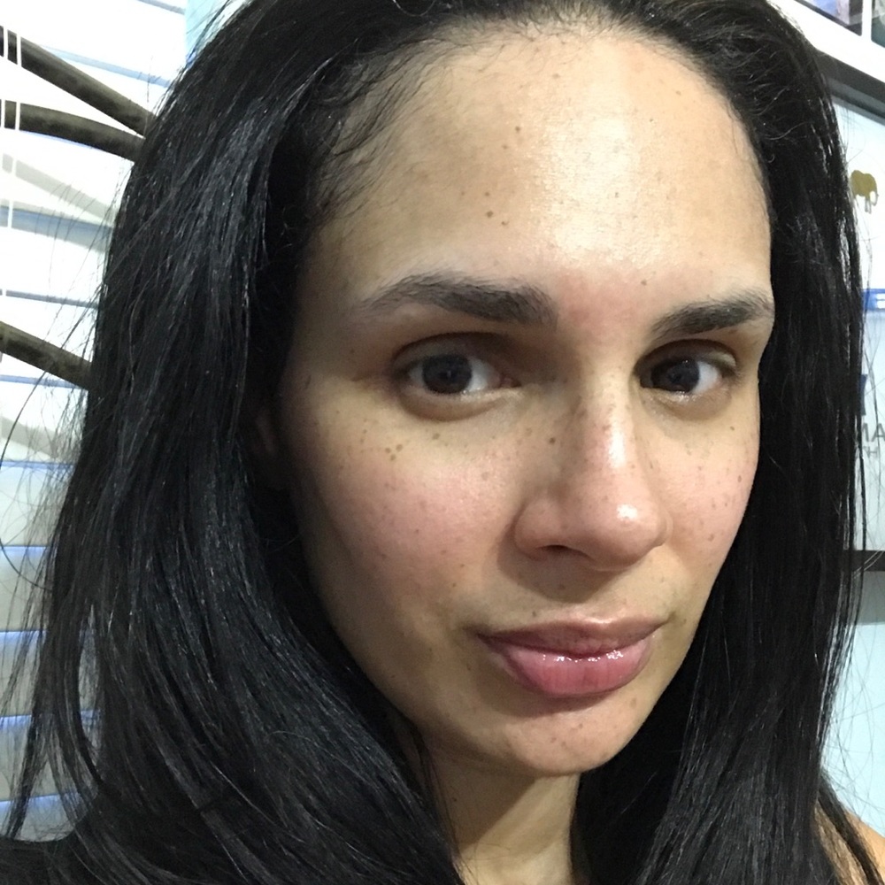Meet your Posher, Nicole